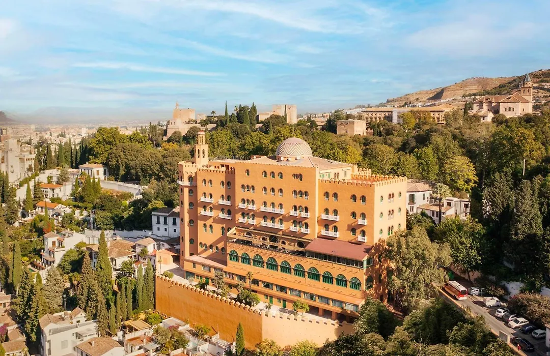 Alhambra Palace Hotel-1